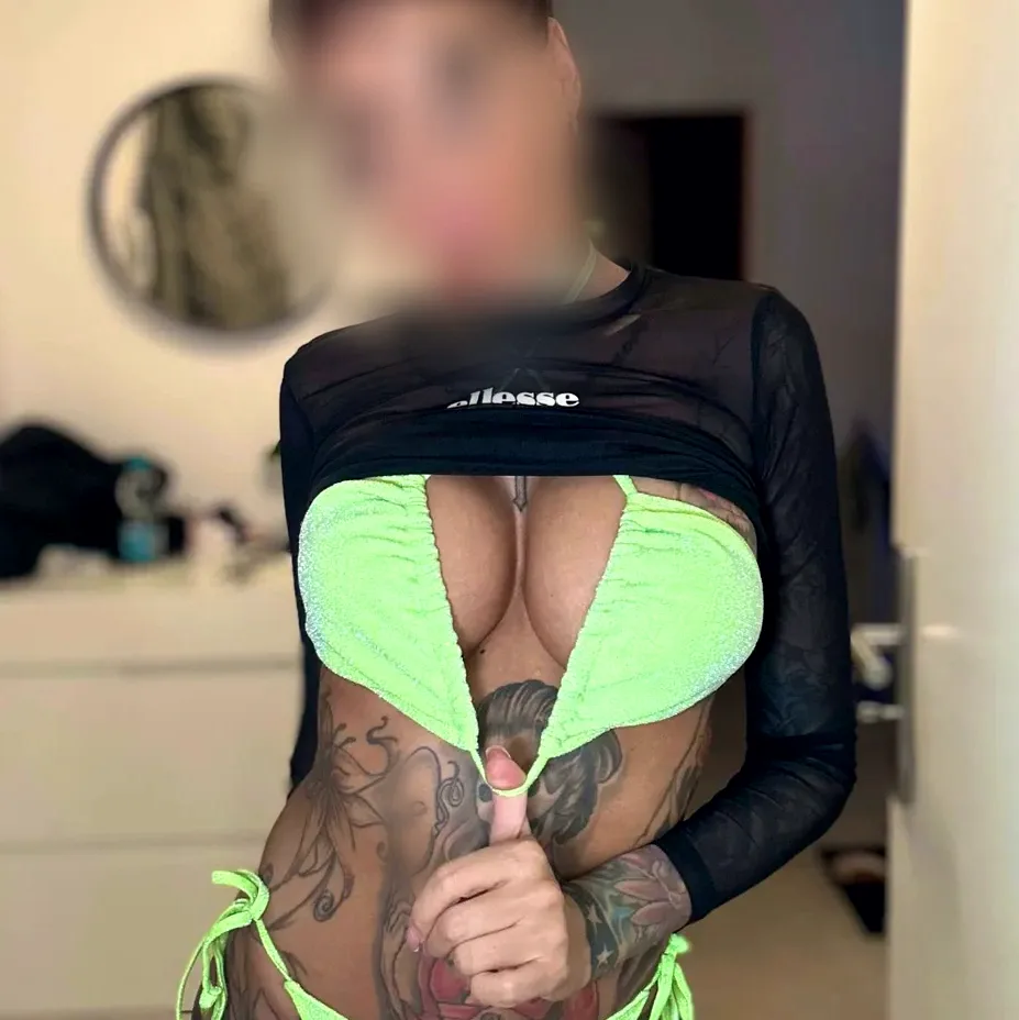 Lea, 37