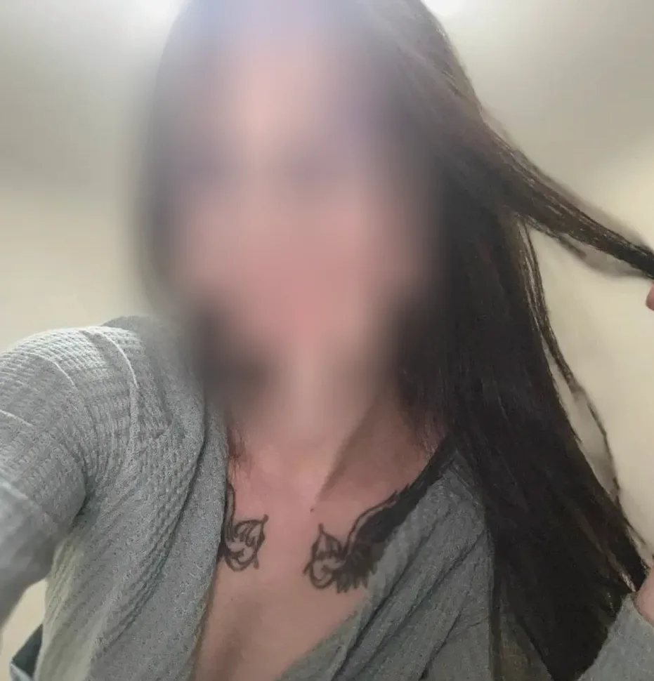 Lisa, 19