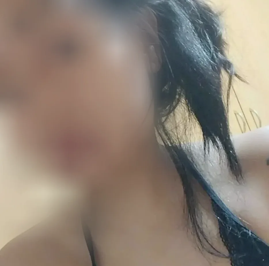 Nora, 30