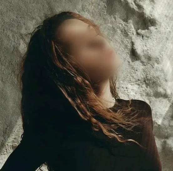 Saskia, 21