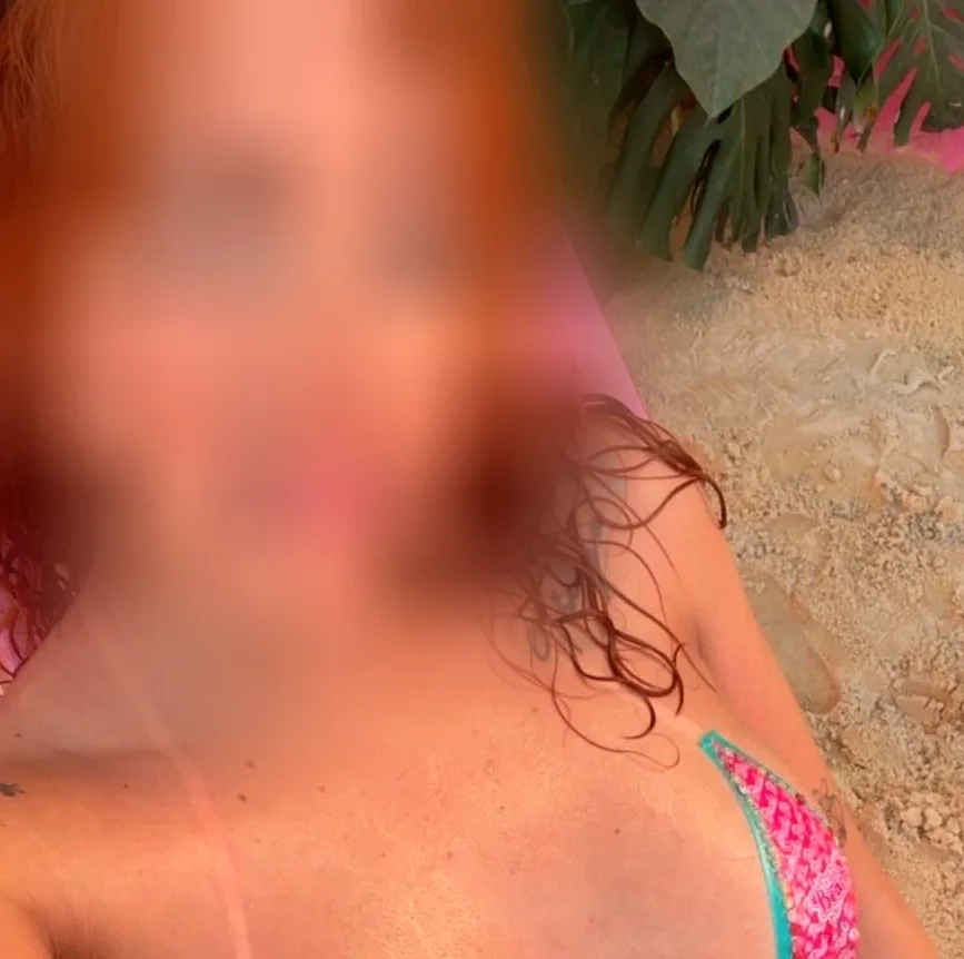 Vanessa, 30